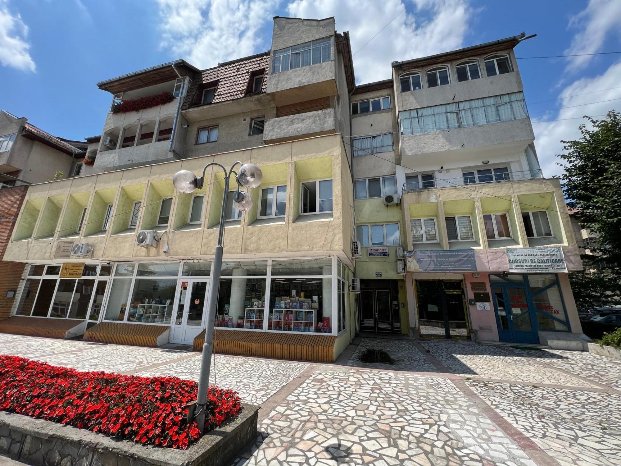 Apartament Centru Ramnicu Valcea Luaran gambar