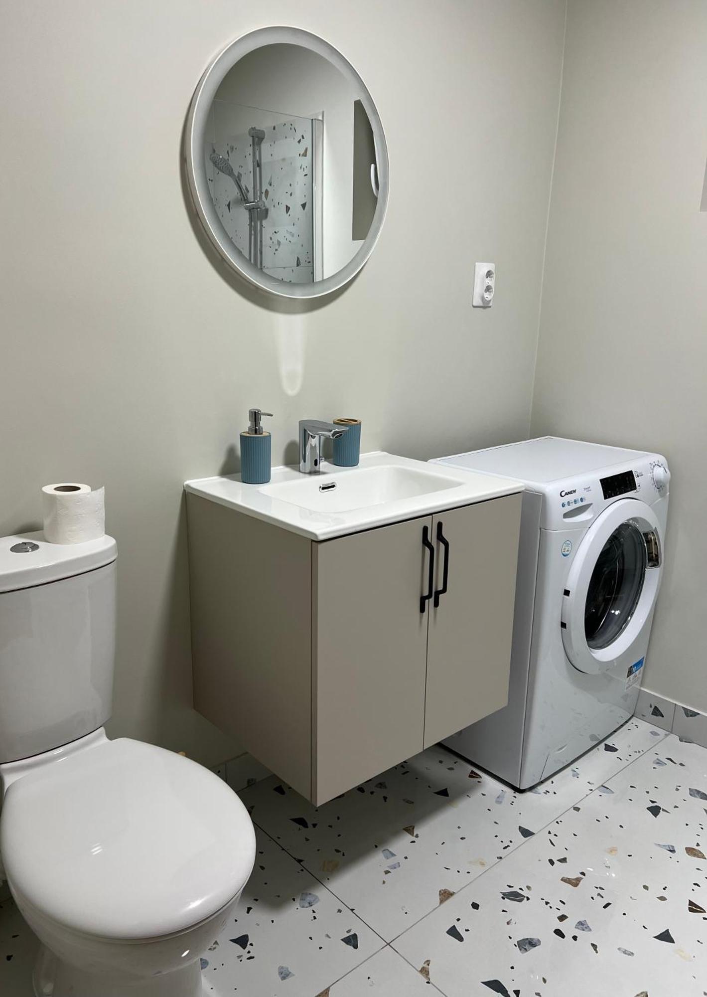 Apartament Centru Ramnicu Valcea Luaran gambar